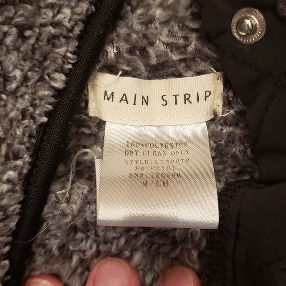 Fleece - Picture 2 of 2